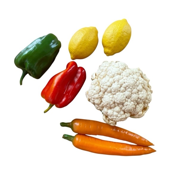 Other - Vintage Plastic Vegetable Set - Set of 7 Veggies
